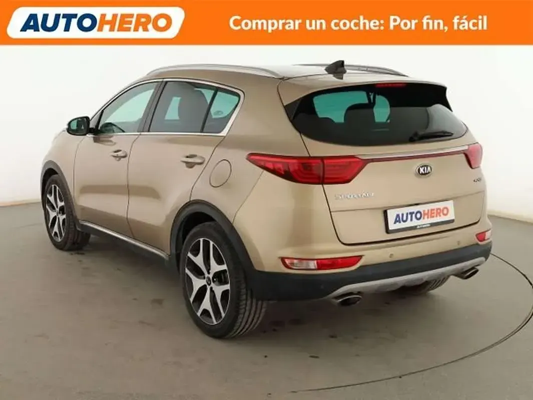 Usado Kia Sportage GT-Line 177 CV (130 kW) 2017 Gris SUV