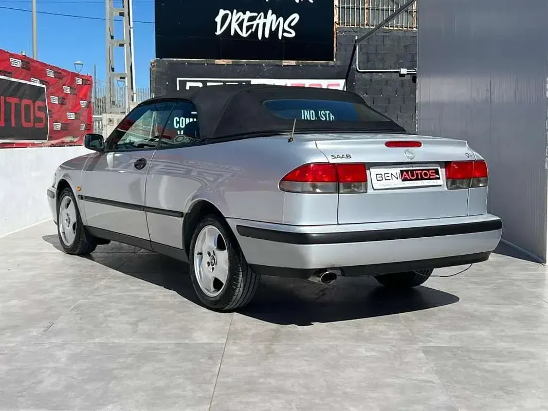 Usado Saab 9-3 Aero 204 CV (150 kW) 2000 Gris Descapotable