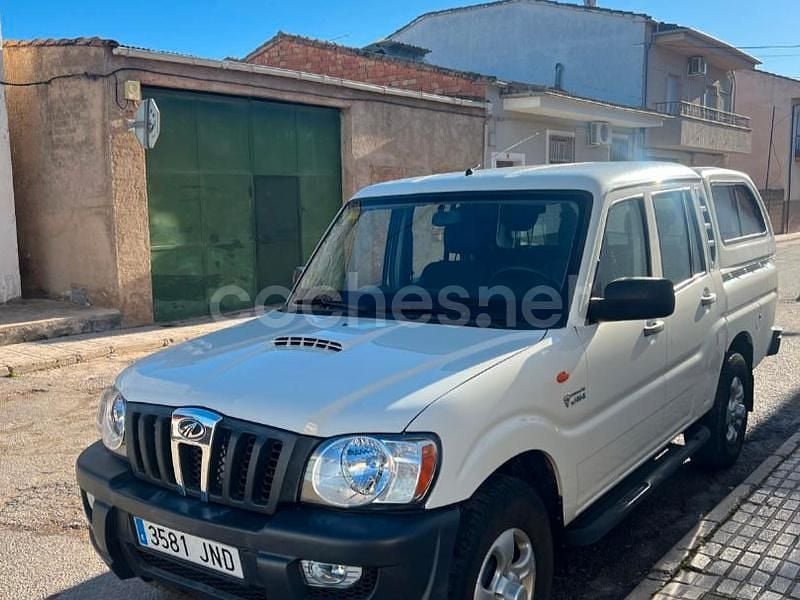 Blanco Usado 2016 Mahindra Goa SUV | 15.500 € - Imagen 1/4