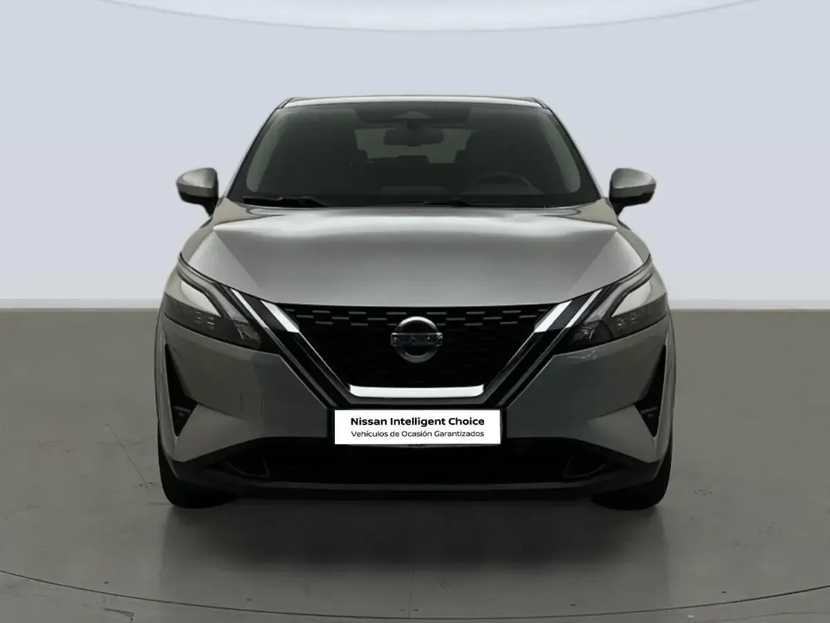 Usado Nissan Qashqai N-Connecta 140 CV (102 kW) 2022 Gris plata SUV