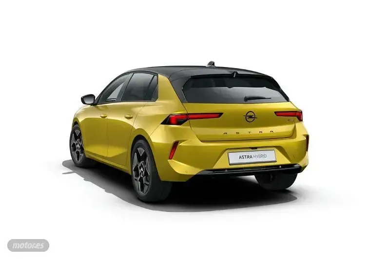 Nuevo Opel Astra Ultimate 145 CV (106 kW) 2026 Amarillo Berlina