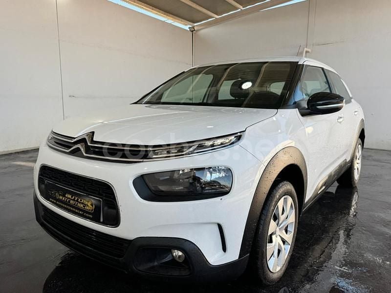 Usado Citroën C4 Cactus Live 102 CV (75 kW) 2020 Blanco Utilitario