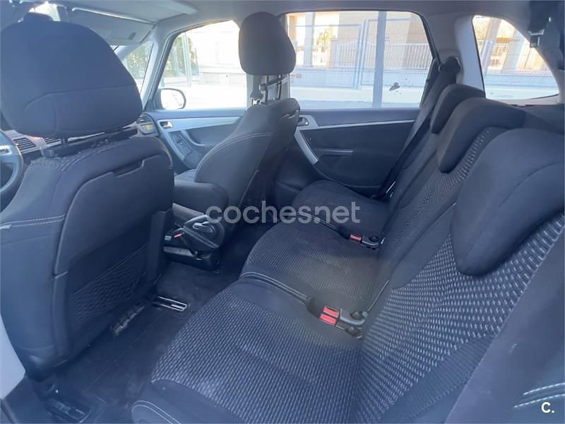 Usado Citroën C4 Picasso Seduction 120 CV (88 kW) 2012 Blanco Monovolumen