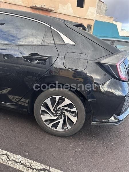 Usado Honda Civic Comfort 120 CV (88 kW) 2018 Negro Berlina