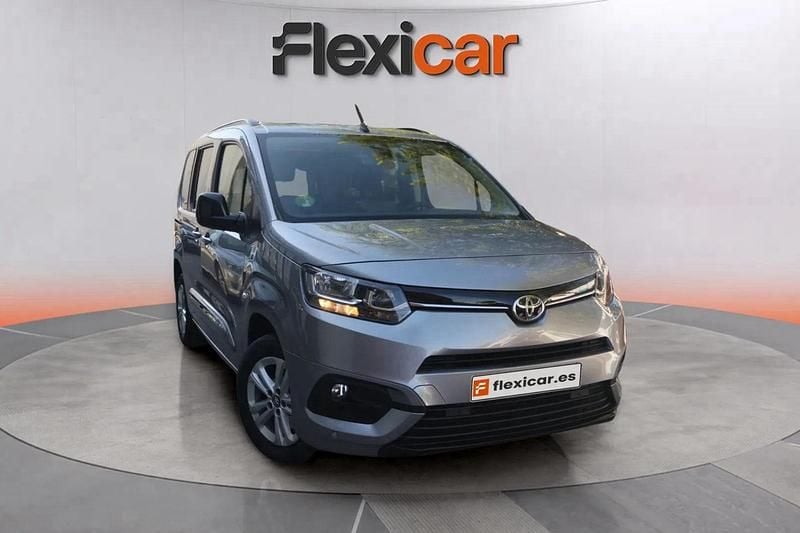 Gris Usado 2024 Toyota Proace Verso Active Familiar | 21.290 € (Buen precio) - Imagen 1/4