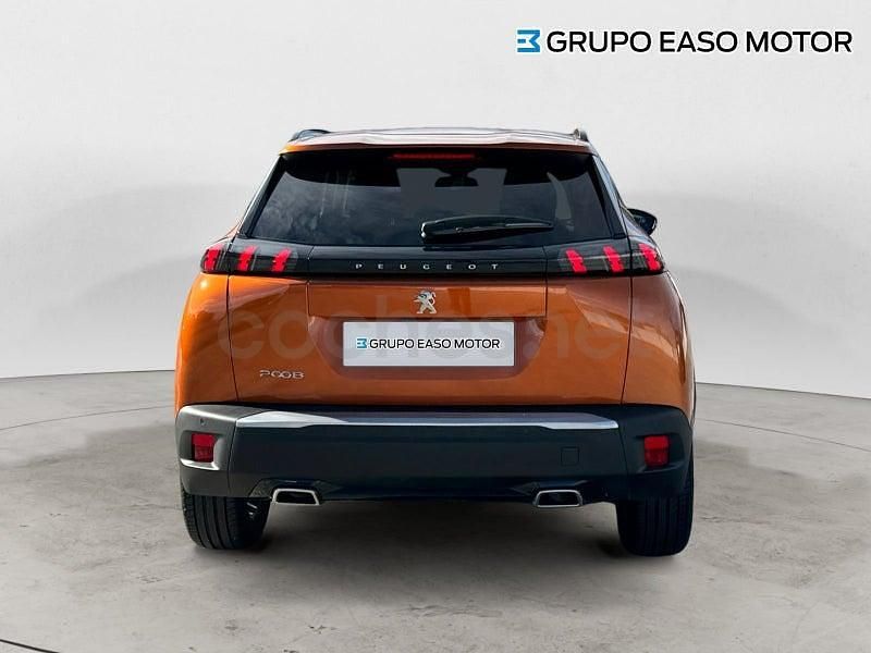 Usado Peugeot 2008 Allure 130 CV (95 kW) 2020 Naranja SUV