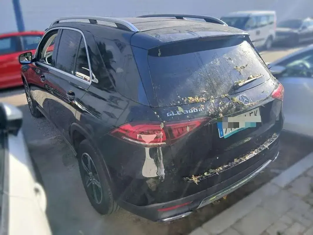 Usado Mercedes GLE300 245 CV (180 kW) 2020 Negro SUV