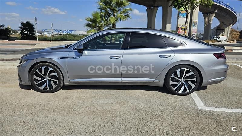 Usado VW Arteon R-line 239 CV (175 kW) 2017 Gris / plata Utilitario