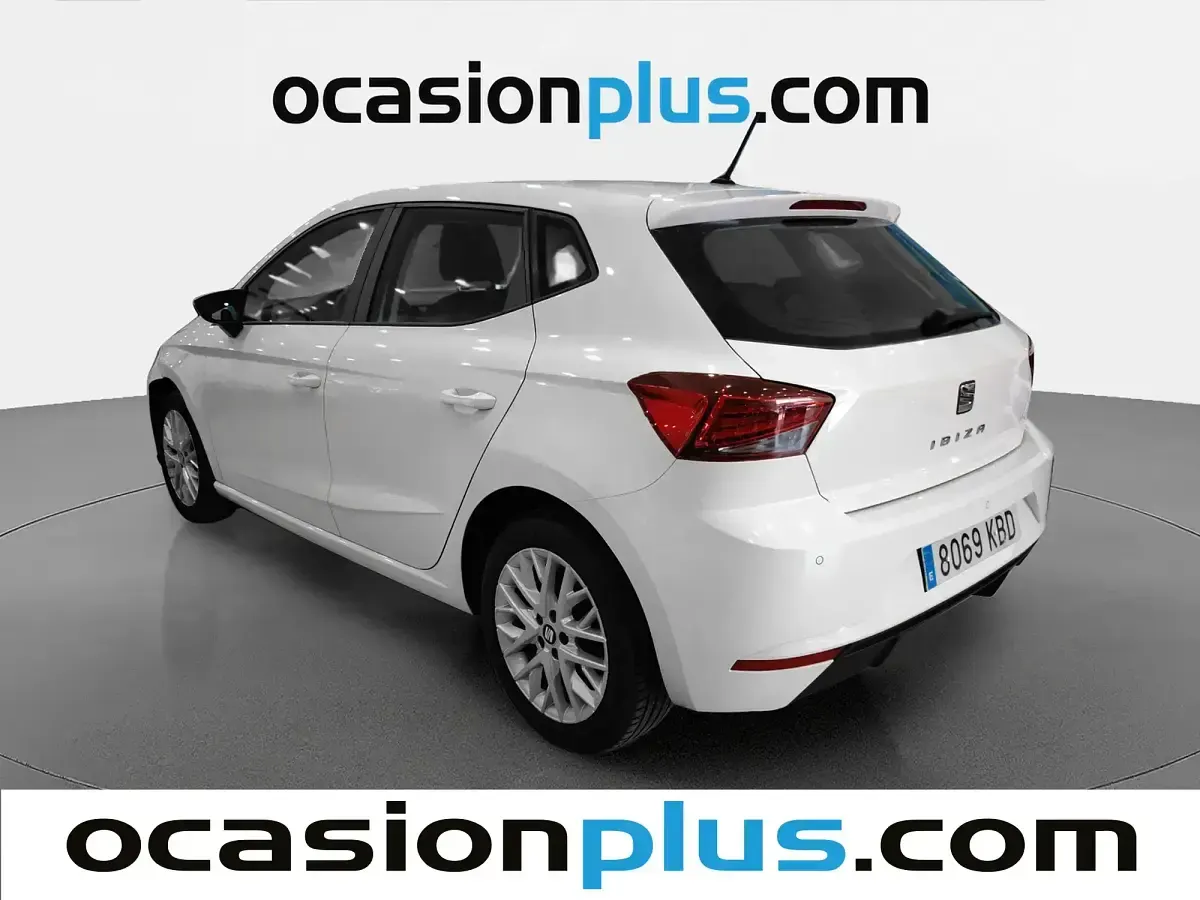 Usado Seat Ibiza Style 95 CV (69 kW) 2017 Blanco