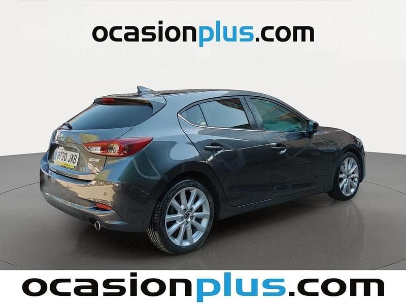 Usado Mazda 3 Luxury 150 CV (110 kW) 2017 Gris Utilitario