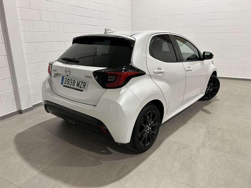 Usado Mazda 2 Homura-Line 116 CV (85 kW) 2025 Blanco Utilitario
