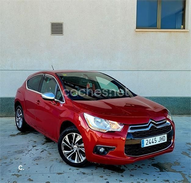 Usado Citroën DS4 Style 114 CV (83 kW) 2014 Rojo Utilitario