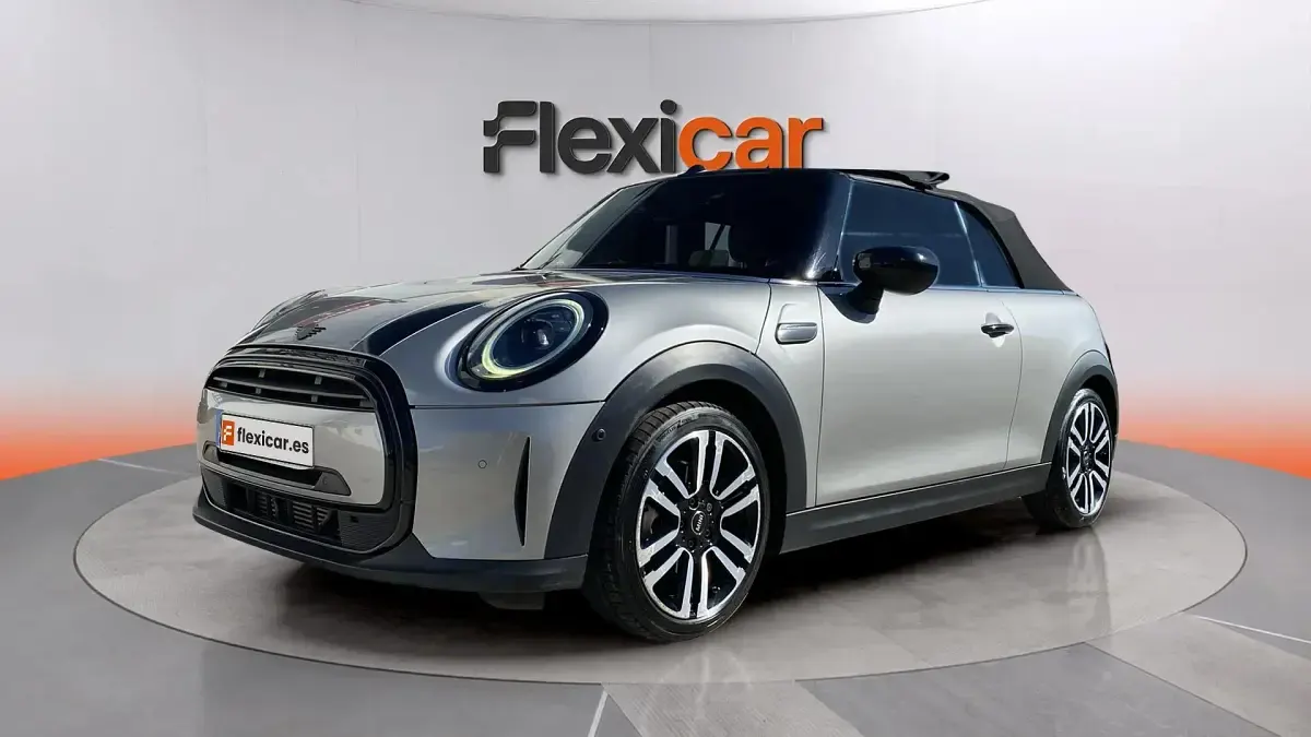 Usado Mini Cooper 135 kW (184 CV) 2023 Gris Utilitario