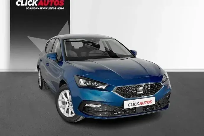 Usado Seat Leon Style 116 CV (85 kW) 2025 Azul Familiar