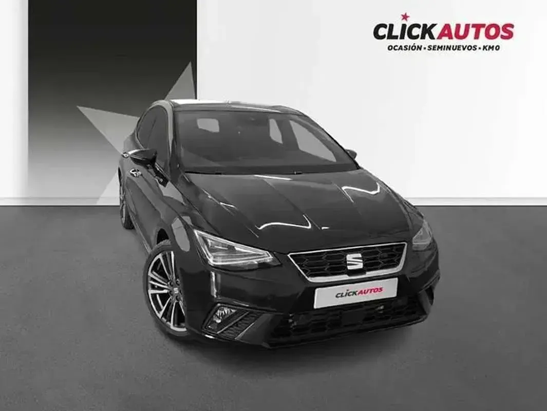 Usado Seat Ibiza FR 116 CV (85 kW) 2025 Negro Utilitario