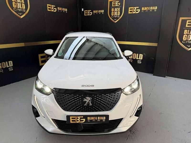 Usado Peugeot 2008 Allure 110 CV (80 kW) 2022 Blanco SUV