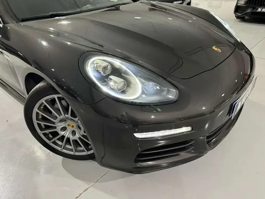 Usado Porsche Panamera 4 E-Hybrid Sport Turismo Sport Turismo 462 CV (339 kW) 2017 Gris Familiar