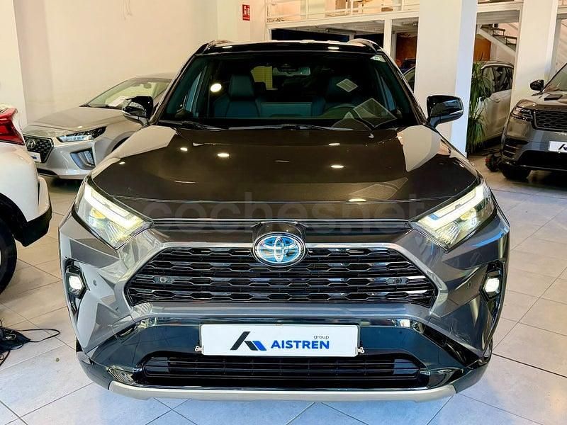 Usado Toyota RAV4 Hybrid Style 218 CV (160 kW) 2024 Gris / plata SUV