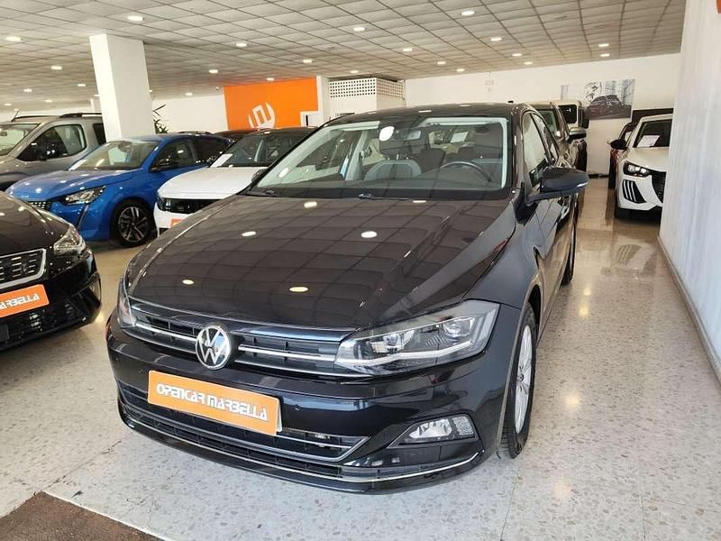 Usado VW Polo R-line 95 CV (69 kW) 2021 Negro Utilitario