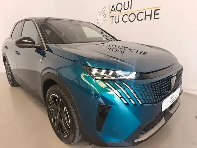 Usado Peugeot 3008 GT 145 CV (106 kW) 2025 Verde SUV