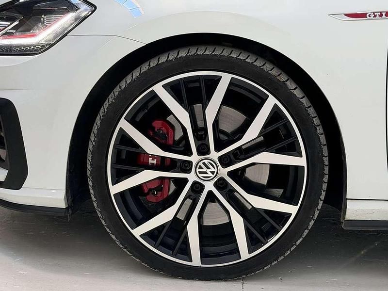 Usado VW Golf VIII GTI 245 CV (180 kW) 2020 Blanco Utilitario