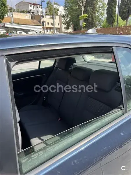 Usado VW Golf V GT 140 CV (102 kW) 2007 Azul Berlina