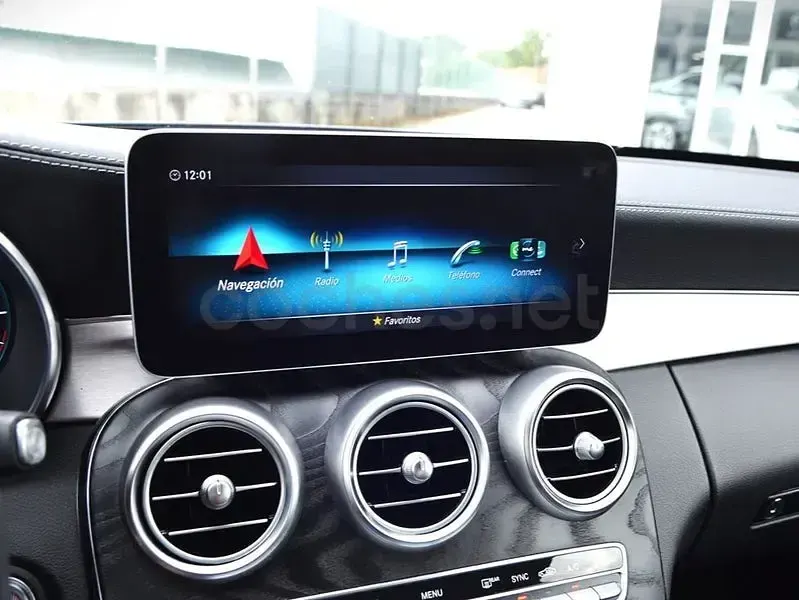 Usado Mercedes C220 194 CV (142 kW) 2022 Blanco Coupe
