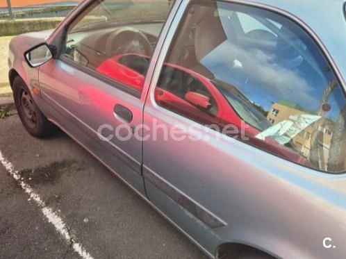 Gris / plata Usado 2000 Ford Fiesta Ambiente Berlina | 1000 € - Imagen 1/4