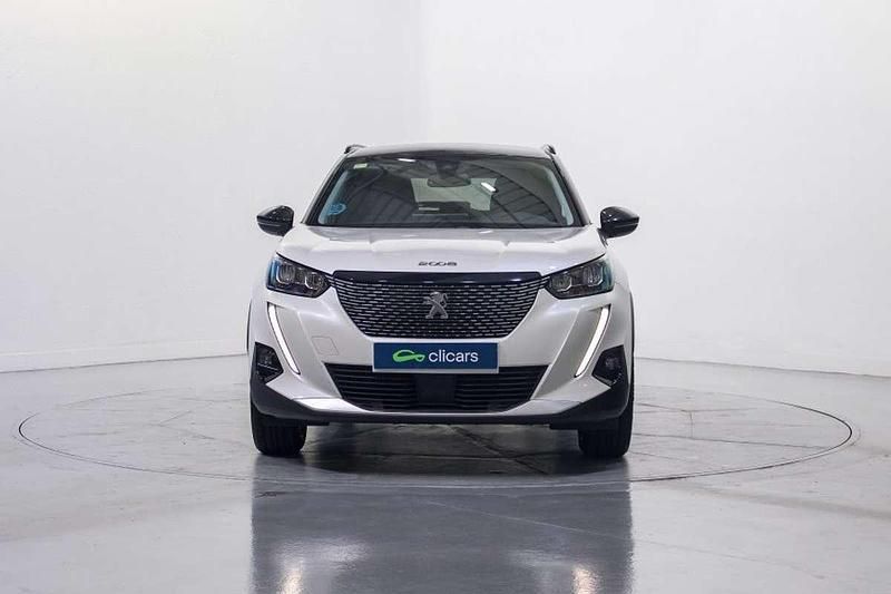 Usado Peugeot 2008 Allure 131 CV (96 kW) 2020 Blanco SUV