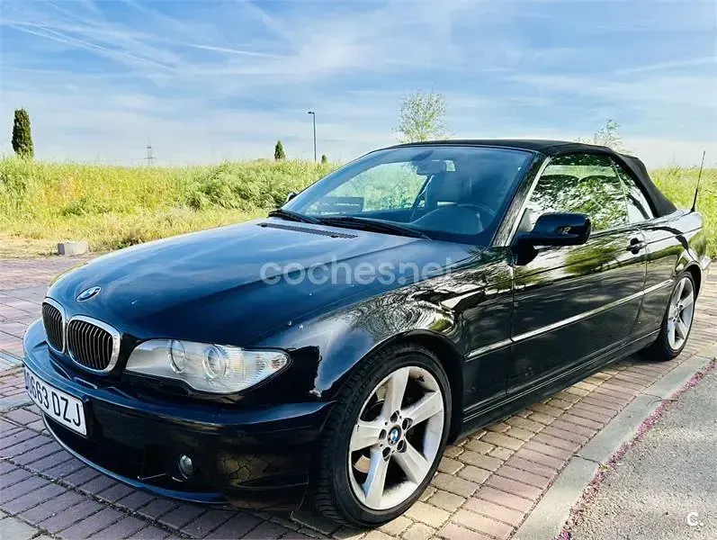 Usado BMW 320 Cabriolet 170 HP (125 kW) 2006 Azul Cabrios