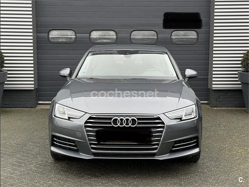 Usado Audi A4 190 CV (139 kW) 2016 Gris / plata Berlina