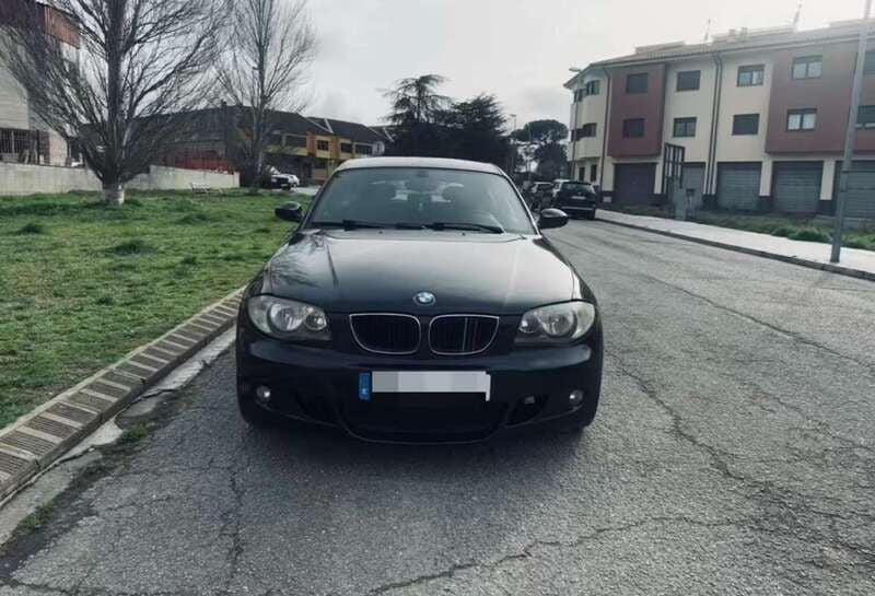 Negro Usado 2007 BMW 120 Utilitario | 7000 € (Buen precio) - Imagen 1/4