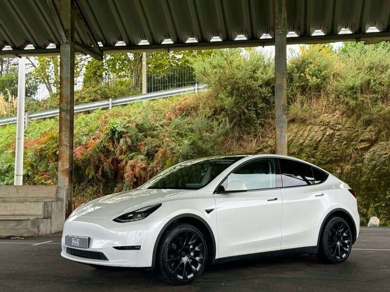 Blanco Usado 2023 Tesla Model Y SUV | 36.900 € (Buen precio) - Imagen 1/4