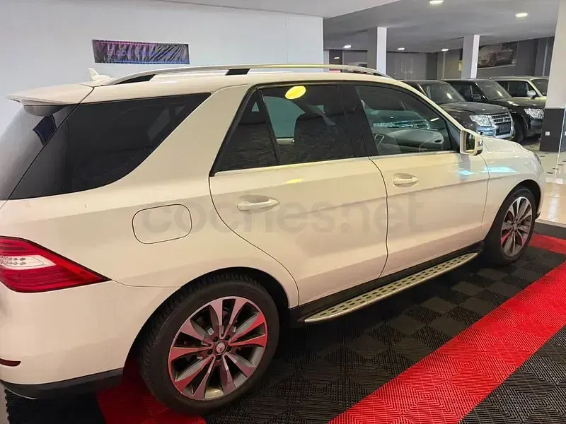 Usado Mercedes ML350 258 CV (189 kW) 2013 Blanco SUV