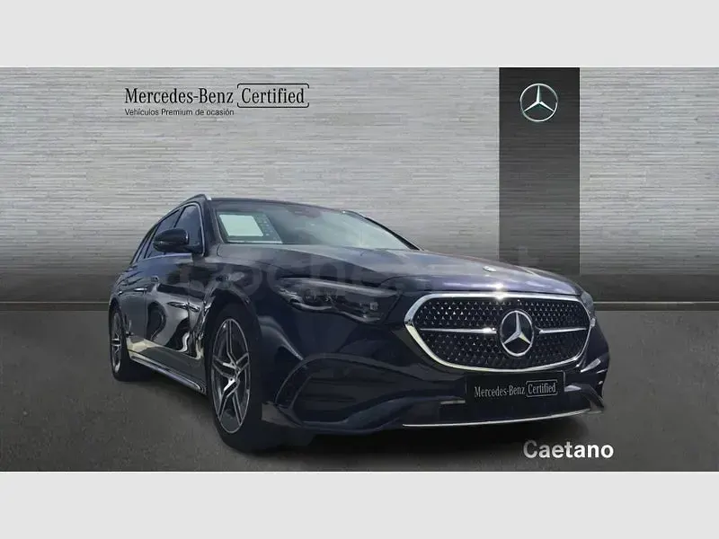 Usado Mercedes E200 204 CV (150 kW) 2025 Azul Familiar