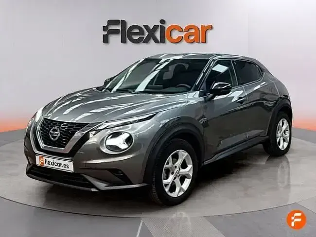Usado Nissan Juke Acenta 114 CV (83 kW) 2021 Gris SUV