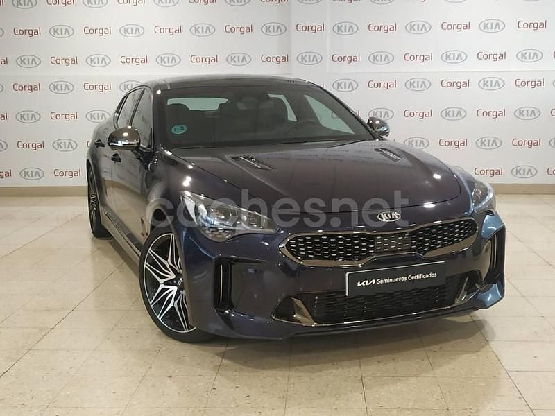 Azul Usado 2021 Kia Stinger Berlina | 45.950 € - Imagen 1/4
