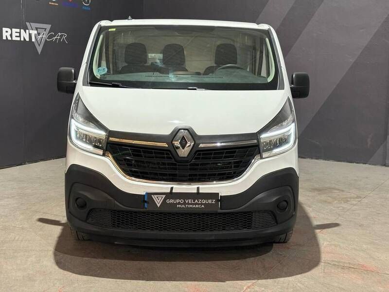 Usado Renault Trafic 120 CV (88 kW) 2020 Blanco Monovolumen