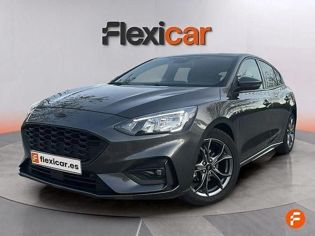 Usado Ford Focus Trend 125 CV (91 kW) 2020 Gris