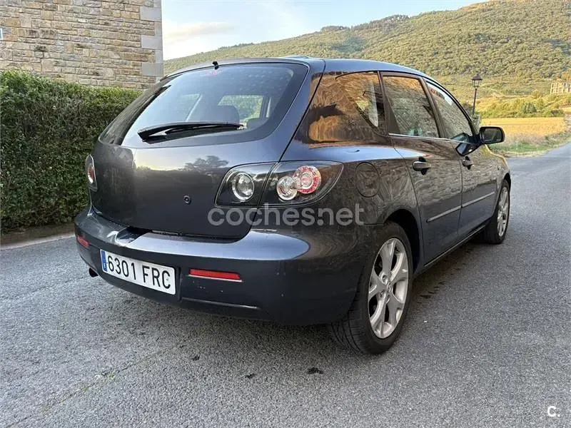 Usado Mazda 3 Sportive 143 CV (105 kW) 2007 Gris / plata Berlina