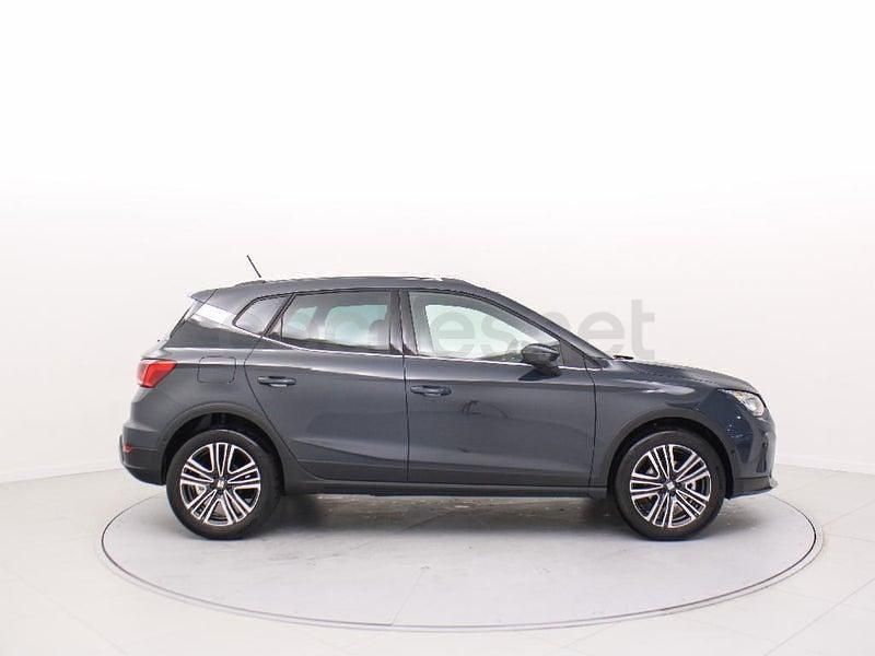 Używany Seat Arona Xperience 115 KM (84 kW) 2025 Niebieski SUV
