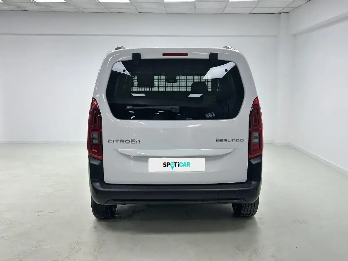 Usado Citroën Berlingo 103 CV (75 kW) 2024 Blanco Monovolumen