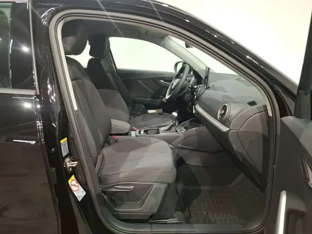 Usado Audi Q2 116 CV (85 kW) 2026 Negro SUV