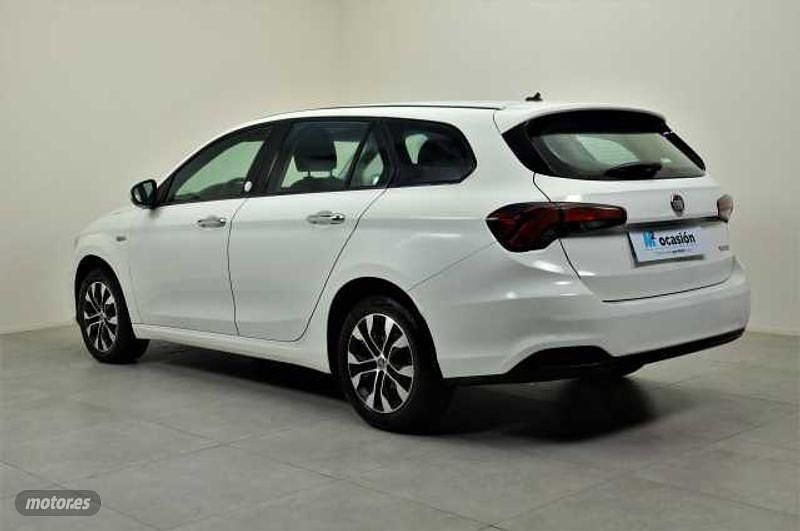 Usado Fiat Tipo Mirror 95 CV (69 kW) 2020 Blanco Familiar