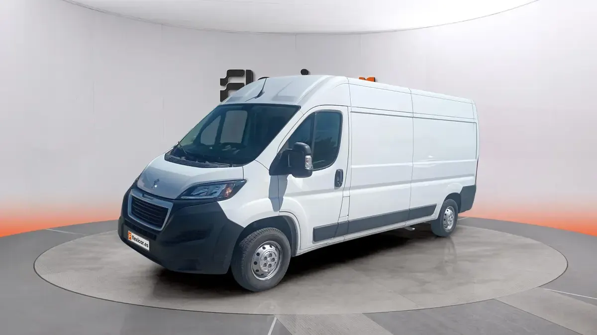 Usado Peugeot Boxer S 140 CV (102 kW) 2023 Blanco Van