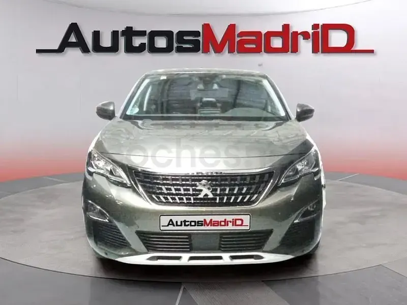 Begagnad Peugeot 3008 Allure 131 HK (96 kW) 2020 Grå SUV