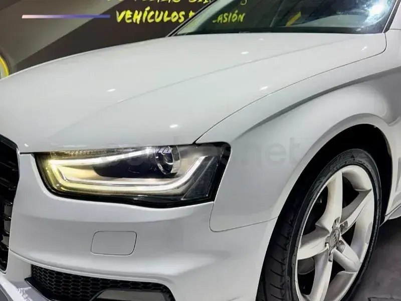 Usado Audi A4 S-Line 150 CV (110 kW) 2015 Blanco Berlina