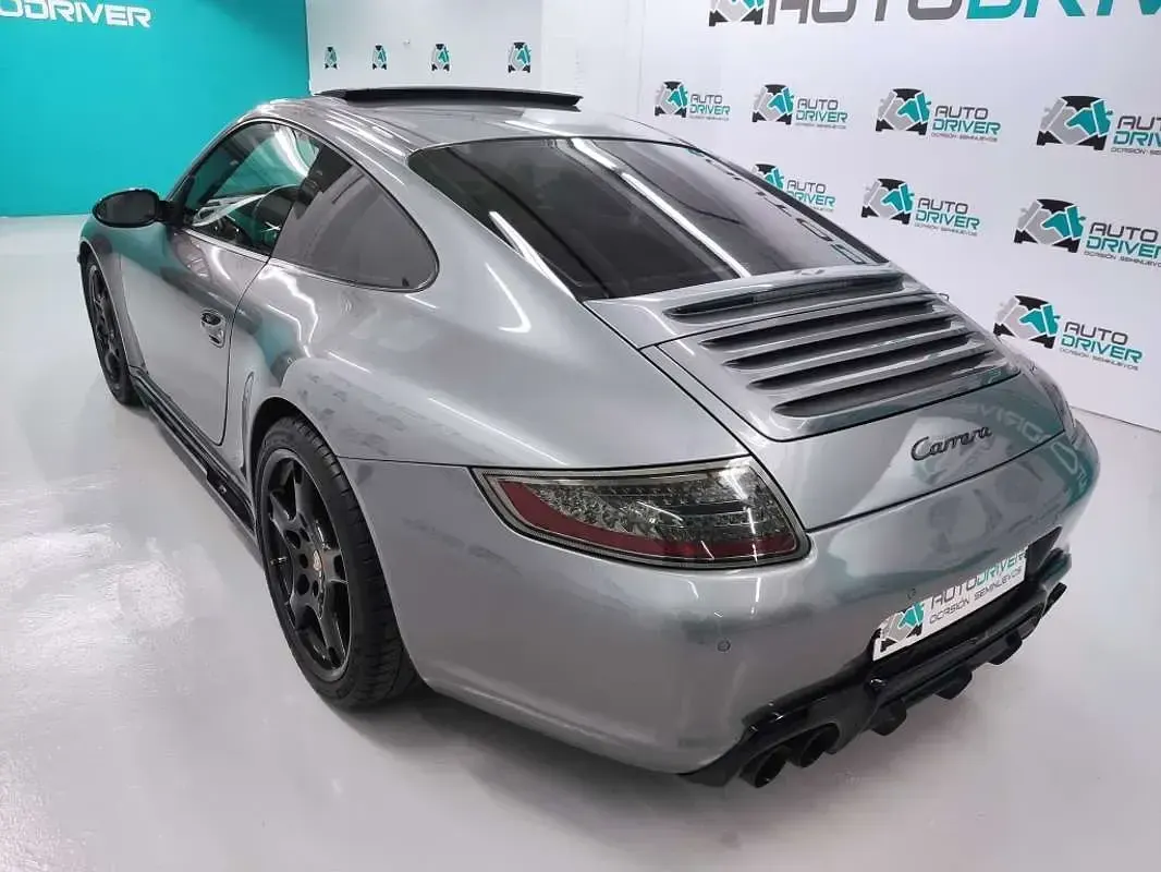 Usado Porsche 911 Carrera 325 CV (239 kW) 2006 Gris Coupe
