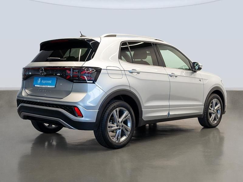 Usado VW T-Cross R-line 116 CV (85 kW) 2025 Gris plata SUV