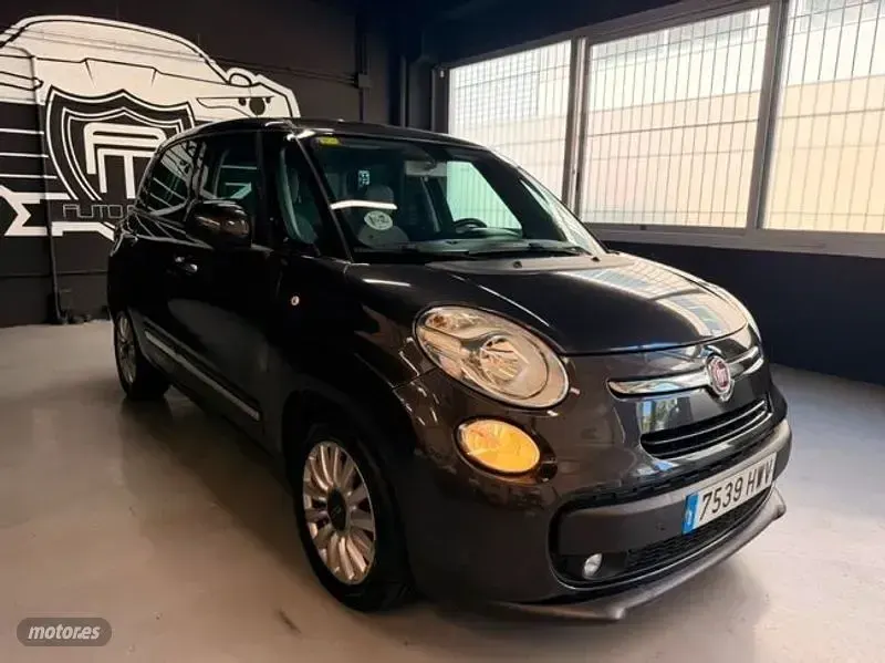 Usado Fiat 500L 105 CV (77 kW) 2014 Verde Monovolumen